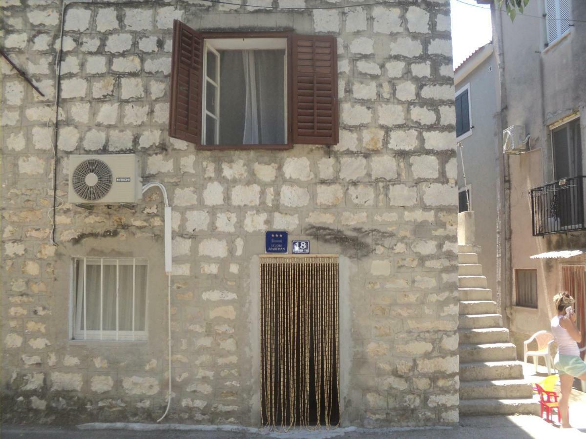 Studio Apartman Kastel Kambelovac Kaštela Exteriér fotografie